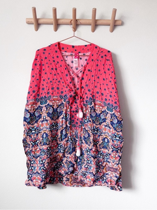 Red Carter Red Boho Tie-Front Tunic with Multicolor Mosaic Print - Picture 2 of 13